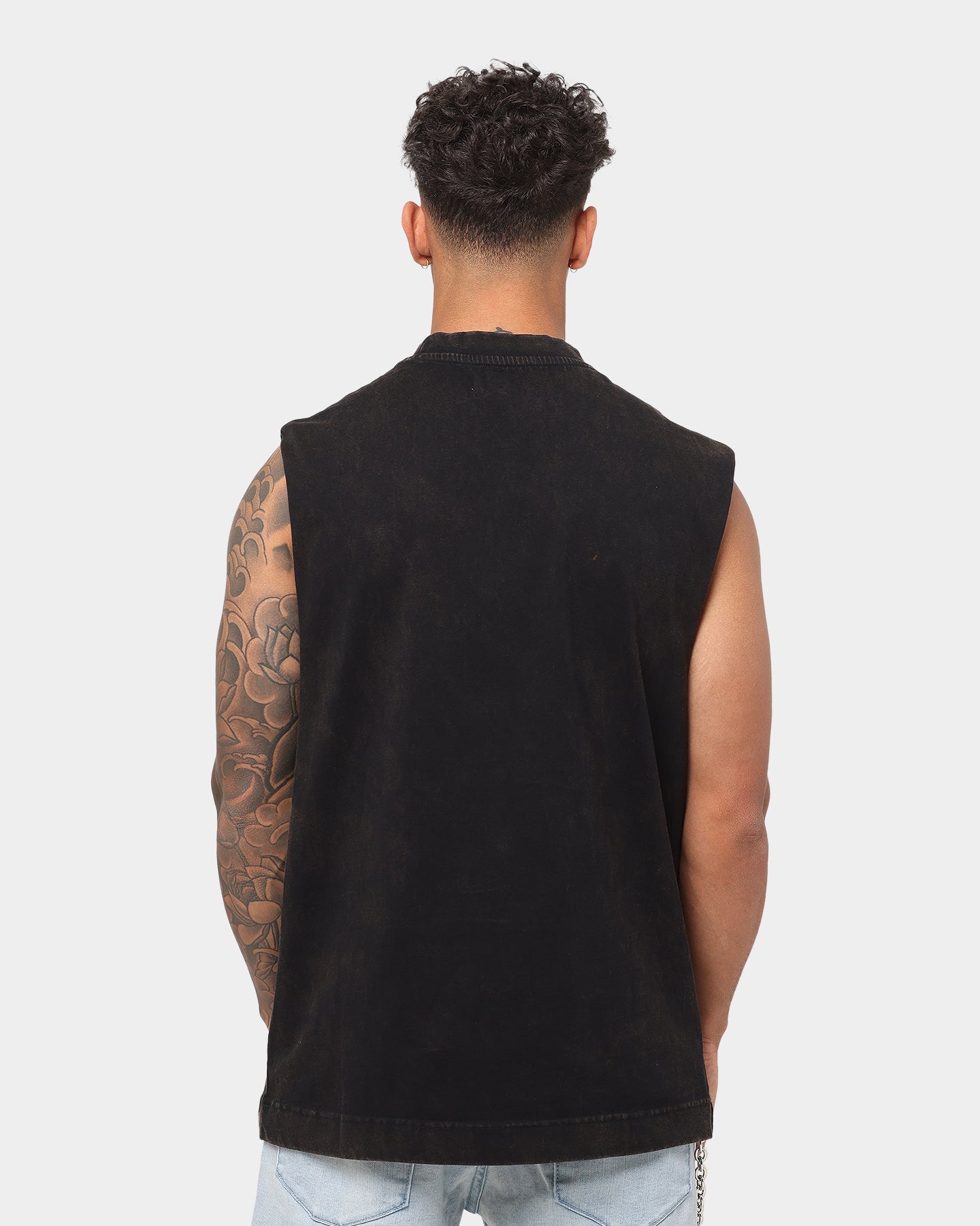 EN ES Heritage Muscle Singlet Washed Black