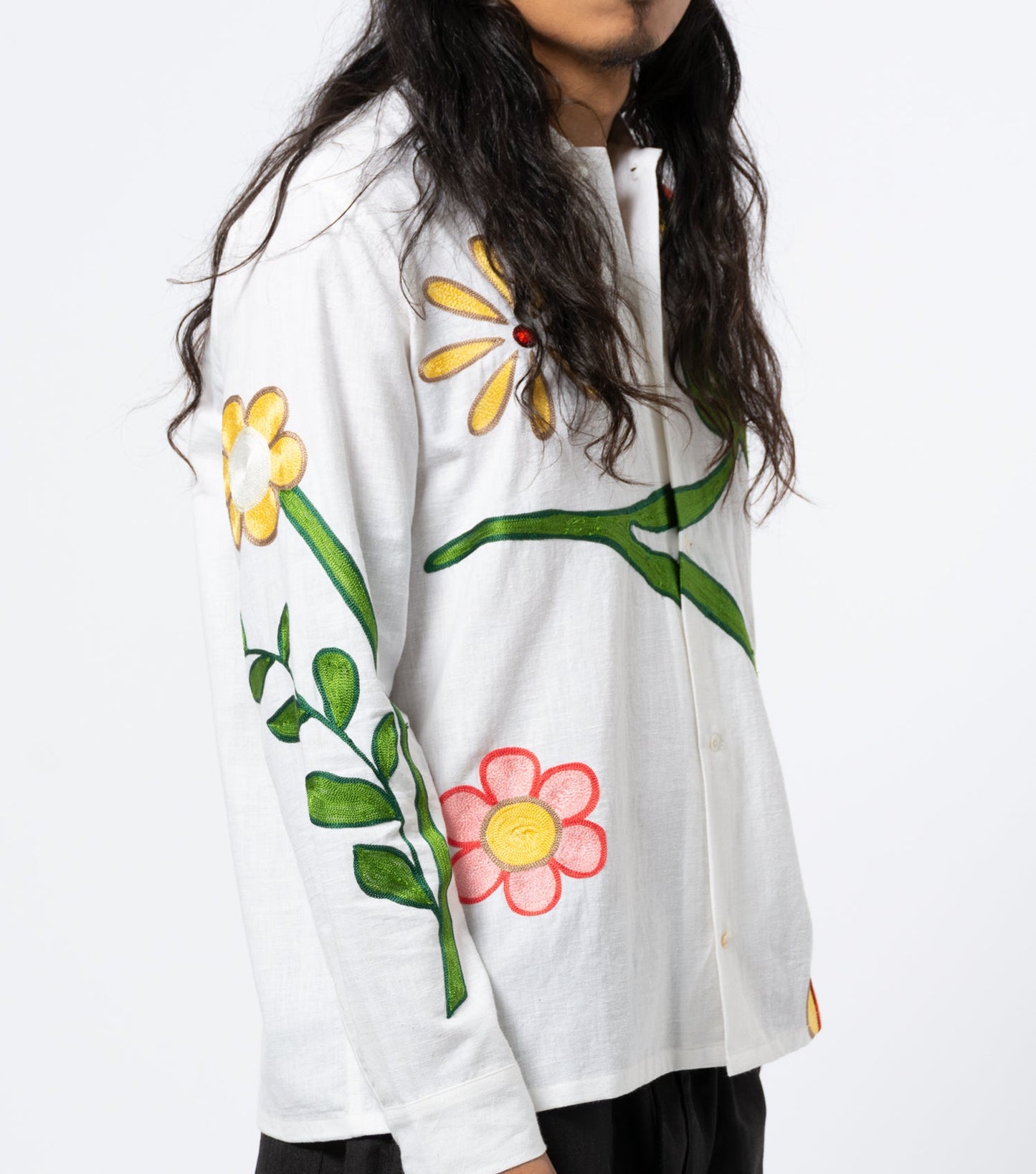 BOTICELLI EMBROIDERED FLOWER SHIRT (WHITE)